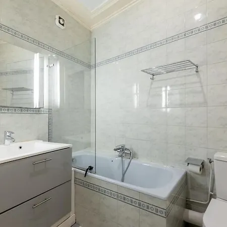 Appartement Proche Gare Montparnasse - Convention - Ii